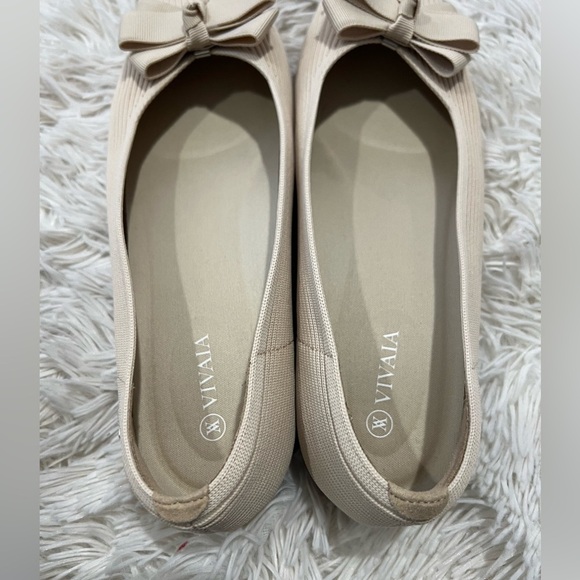 Vivaia Square-Toe V-Cut Flats (Margot 2.0) with bow - Size 41.5 US 10-10.5 - Picture 5 of 8